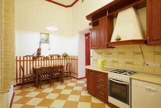 Апартаменты Apartments on Doroshenka 19 Львов Апартаменты-13