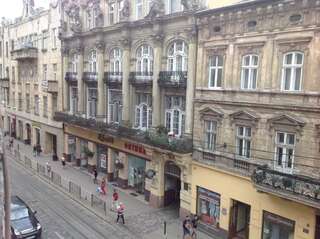 Апартаменты Apartments on Doroshenka 19 Львов Апартаменты-15